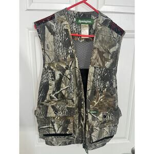 Remington Camo Hunting Vest - Size Medium